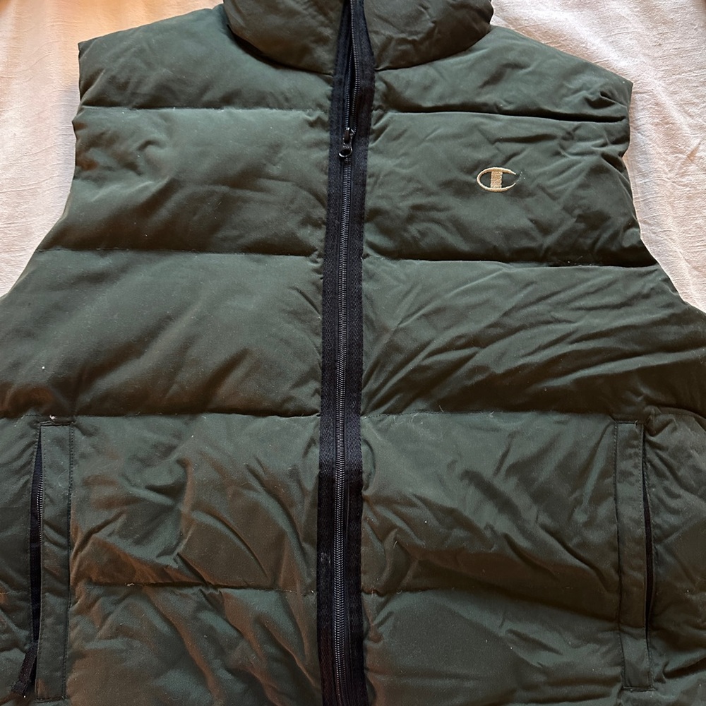 Champion Men's Dark Green Puffer Vest